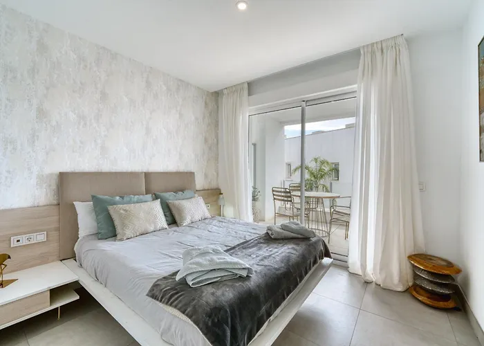 Апартаменти 3105 Luxury With Terrace In Monteros