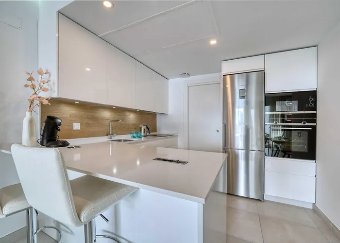 3105 Luxury With Terrace In Monteros *