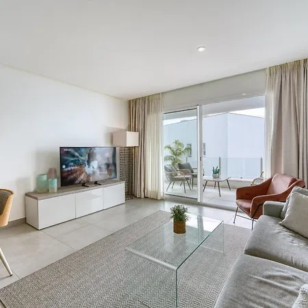 アパート 3105 Luxury With Terrace In Monteros